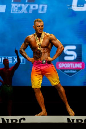 MEN'S ATHLETIC